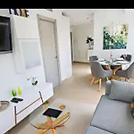 Modern 2 Bedroom In Costa Benalmádena