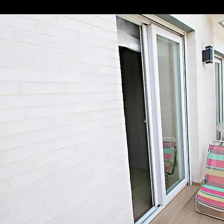 Apartment Modern 2 Bedroom In Costa *